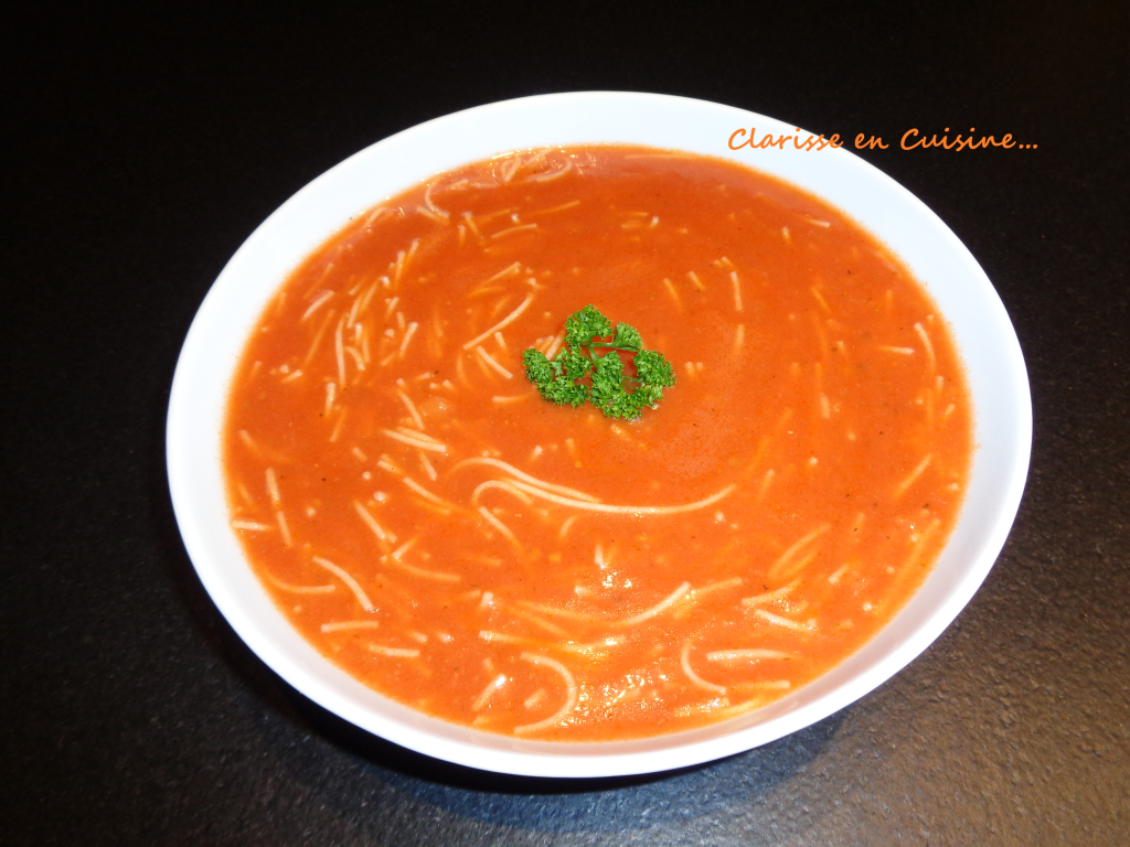 Soupe à La Tomate Vermicelle Thermomix Velouté de tomates maison aux vermicelles (au Thermomix ou sans) - Recette  par Clarisse en Cuisine