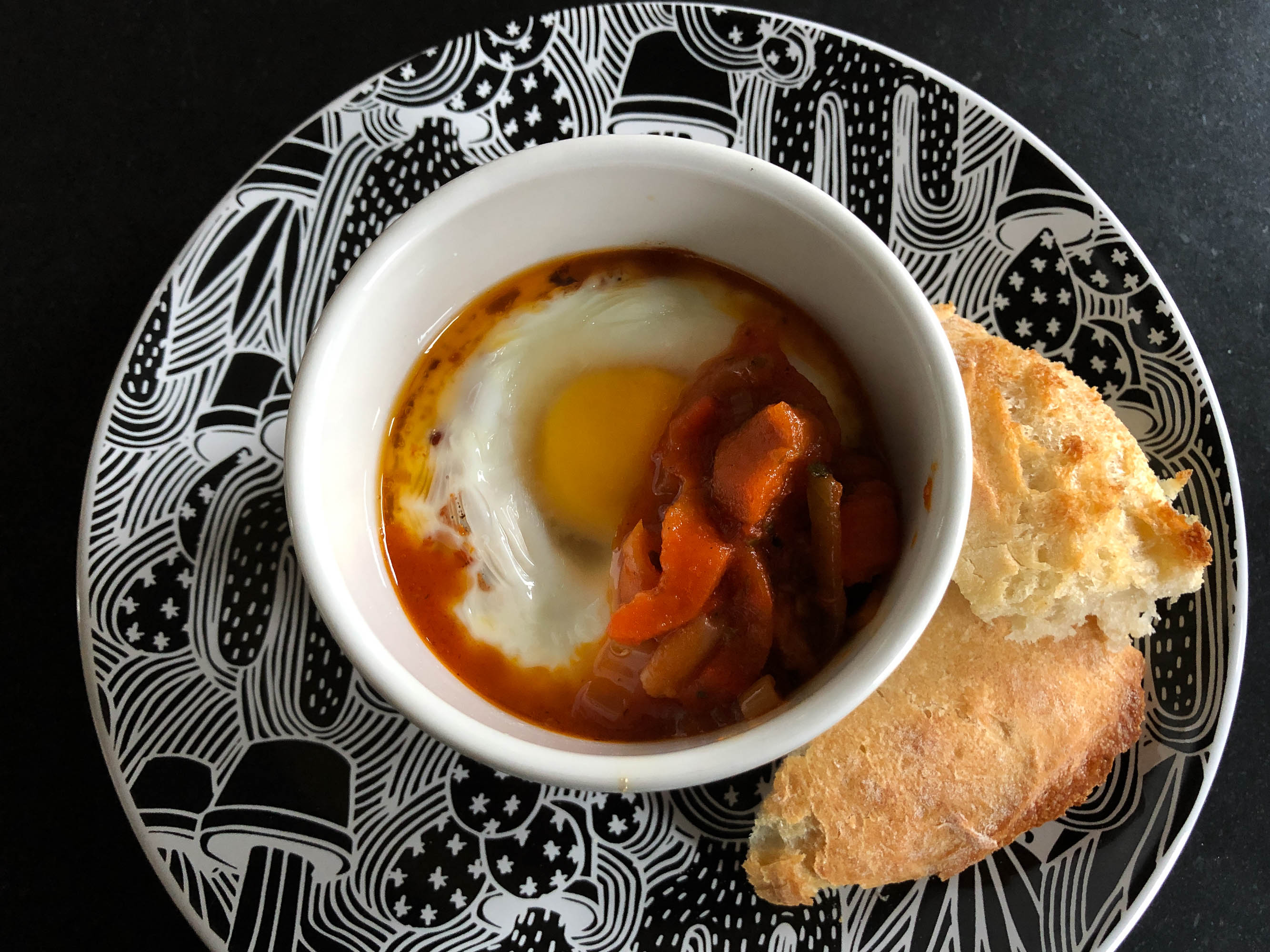 Oeufs Cocotte A La Portugaise Aux Poivrons Recette Par Chef Simon