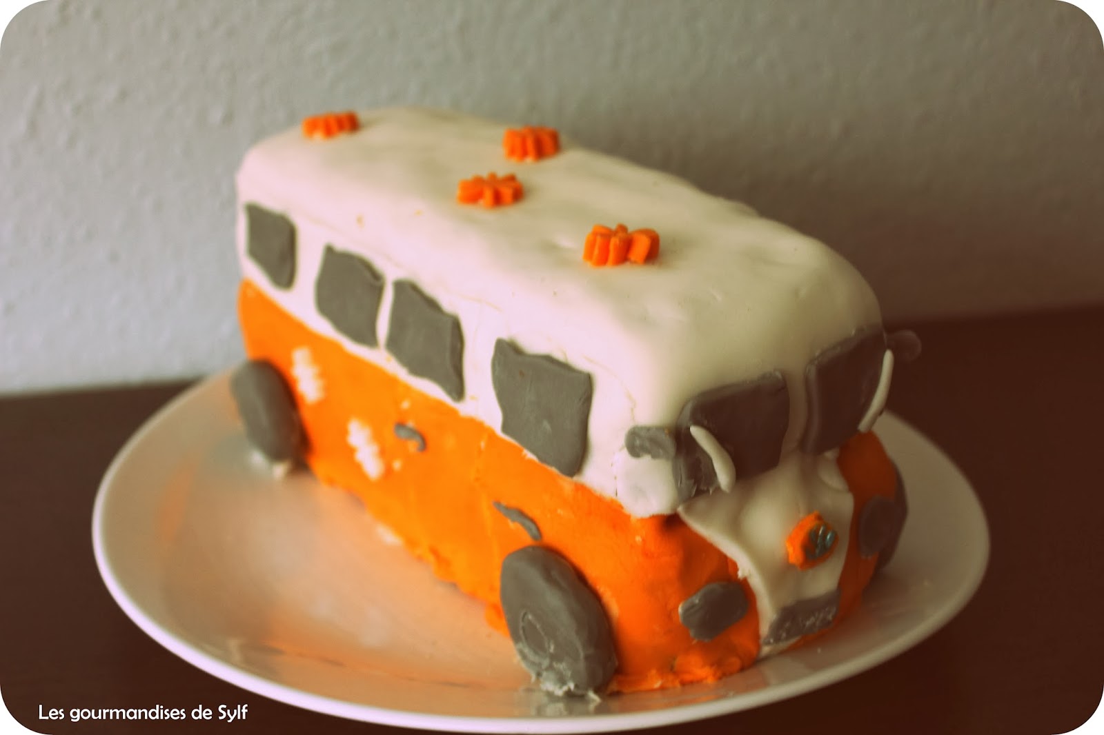 Gateau Van Vw Pour Un Anniversaire D Enfants Recette Par Lesgourmandisesdesylf