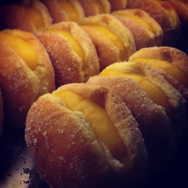 Boule De Berlin Un Gateaux Tres Apprecie Au Portugal Recette Par Cuisine Portugaise