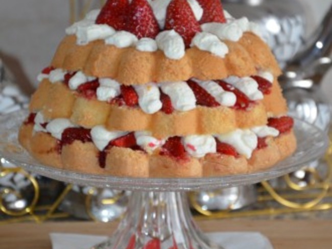 Gateau De Savoie Aux Fraises Recette Par Sarah