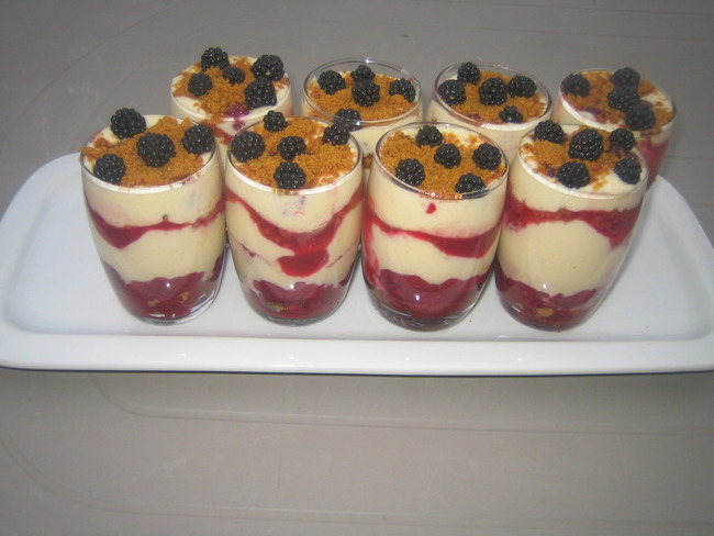 Tiramisu Speculos Fromage Blanc Et Compotee De Framboises Et De