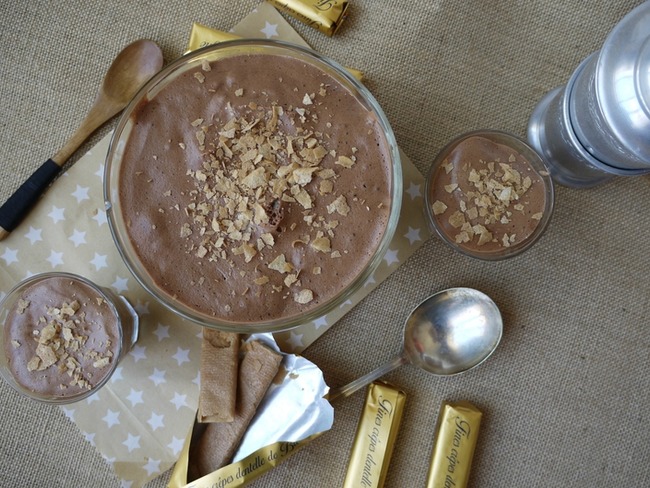 Mousse Au Chocolat Twistee A La Pralinoise Et Aux Crepes Dentelles