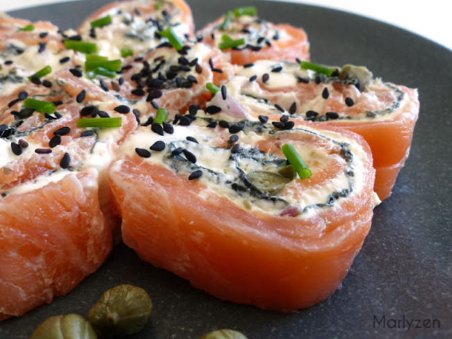 Saumon fumé à l'algue et au fromage frais - Recette par Marlyzen