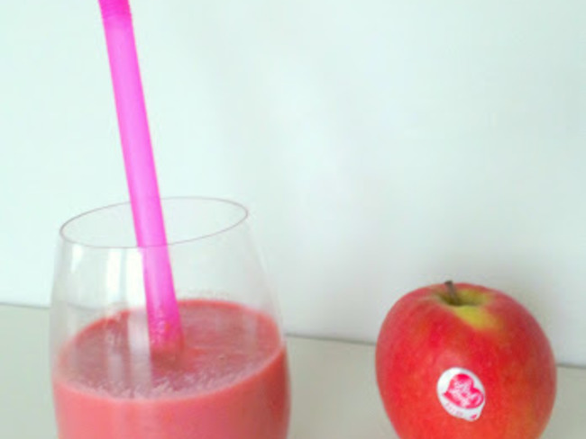 Smoothie Pommes Pink Lady Framboises Et Bananes Recette Par My