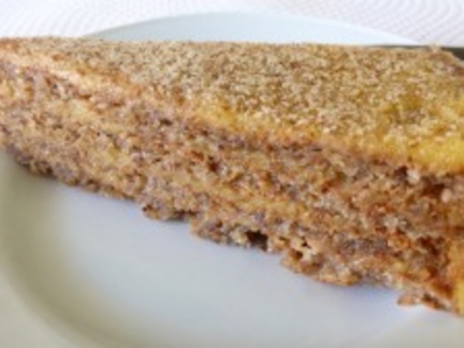 Gateau De Noix Fourree Au Miel Et Au Creme D Oeufs Recette Par Cuisine Portugaise
