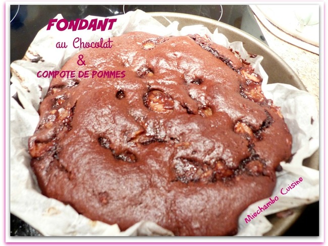 Fondant Au Chocolat Noir Et A La Compote De Pommes Recette Par