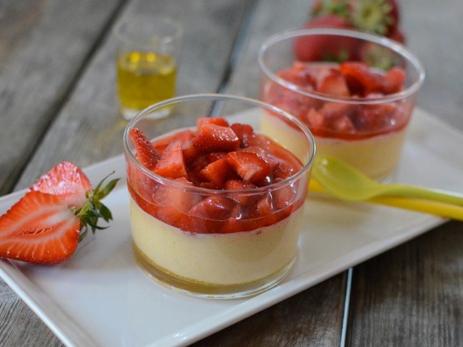 Mousse Au Chocolat Blanc Des De Fraises Recette Par So Tramier