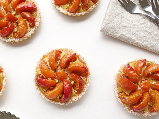 Tartelettes Abricots Et Lait D Amande Recette Par Empreinte Sucree