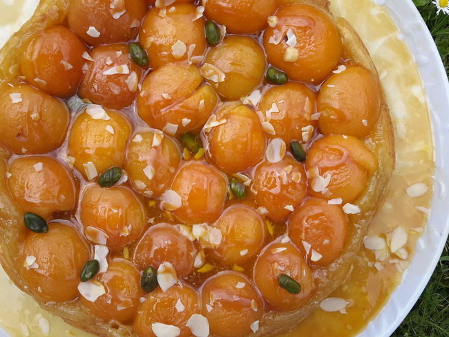 Tarte Tatin A L Abricot Caramel Beurre Sale Et Ses Eclats D