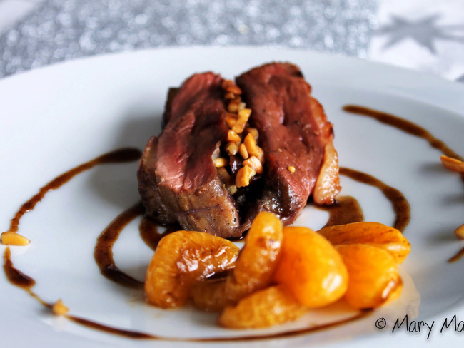 Roti De Magret De Canard Aux Amandes Et Aux Clémentines
