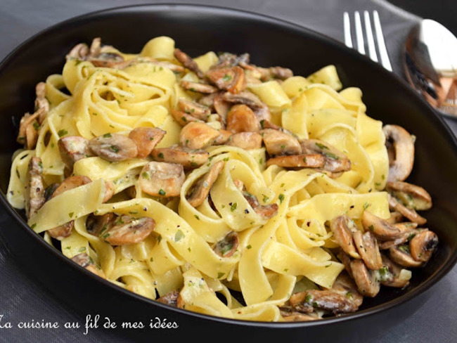 Pates Fettuccine Aux Champignons Poeles A L Ail Et Persil