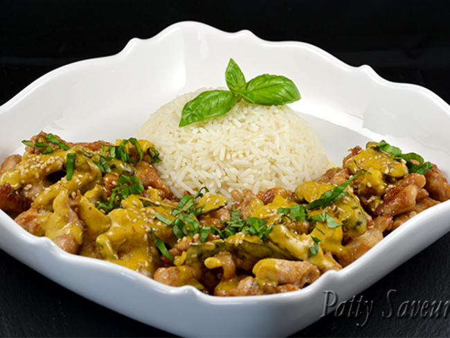 Poulet Saute A L Asiatique Au Curry Et Lait De Coco Recette Par