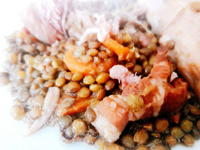 Mon petit salé aux lentilles - Recette par Recettes et Récits