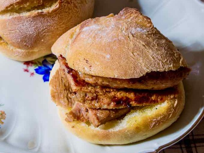 Bifana Recette : Bifana : Un Sandwich Portugais Au Porc Mariné