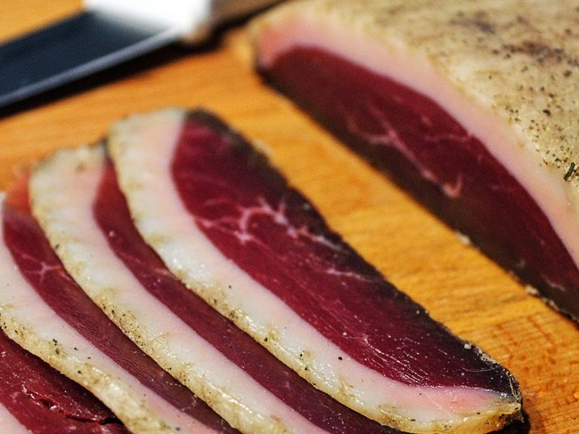 Magret De Canard Seche De Ma Grand Mere Recette Par Delicimo