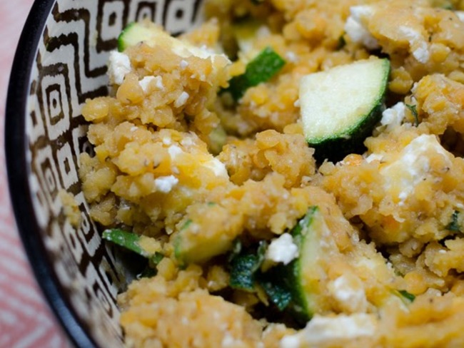 Salade De Lentilles Corail A La Courgette Et A La Feta Recette