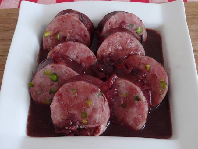 Saucisson Lyonnais Au Vin Rouge Pomme De Terre chefsimon.com
