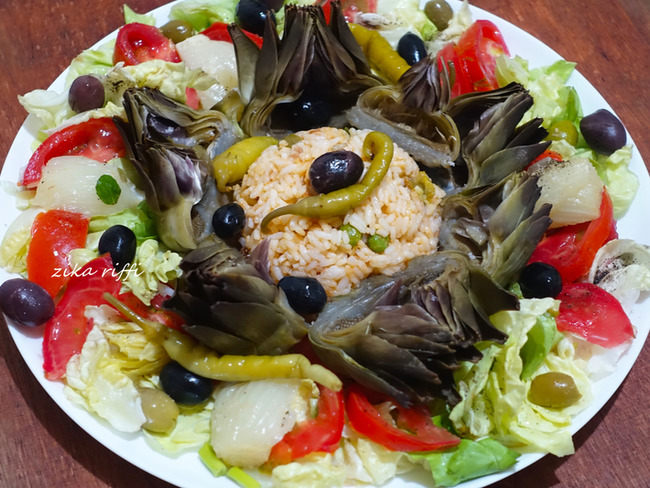 Salade Composee Riz Au Thon Et Legumes Recette Par Zika