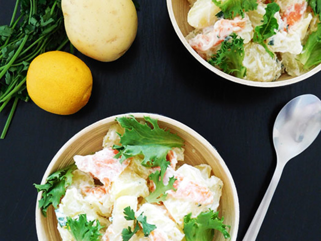 Salade pommes de terre et saumon parfumée au citron - Recette par
