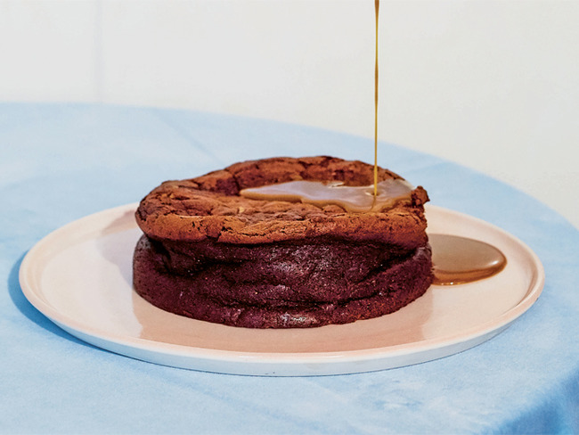 Gateau Au Chocolat Beurre De Cacahuete Et Sauce Caramel Salee