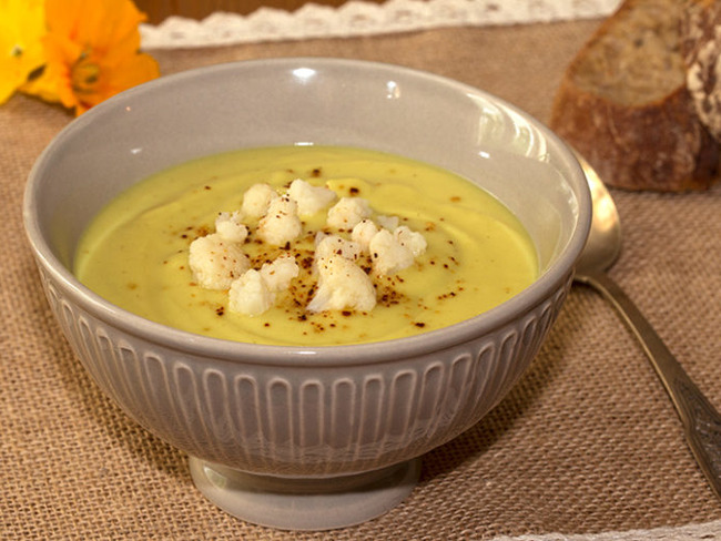 Velouté de chou-fleur coco-curry - Recette par Jackie