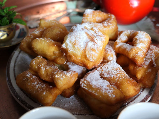 Bugnes Ou Oreillettes De Radinette Recette Par Zika