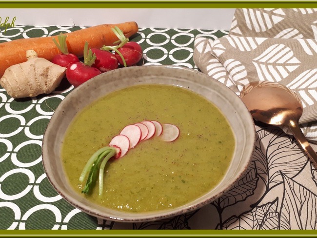 Velouté de fanes de radis - Recette par Oh la gourmande