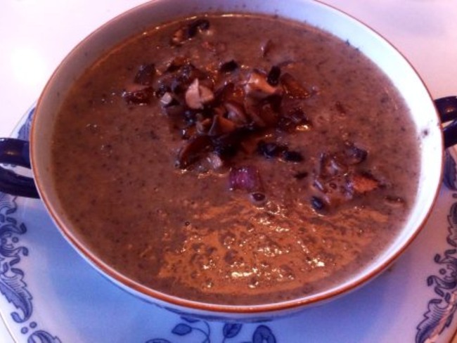 Soupe Aux Champignons De Paris Blond Recette Par Aux Desirs De Manon