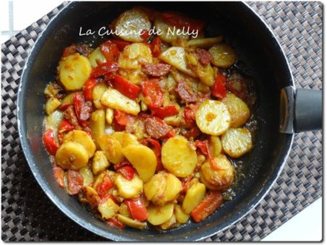 Poelee De Pommes De Terre Poivron Rouge Fenouil Au Chorizo Et