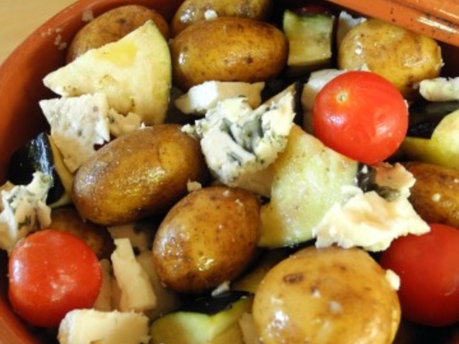 Cocotte Express D Aubergines Et De Pommes De Terre Au Roquefort