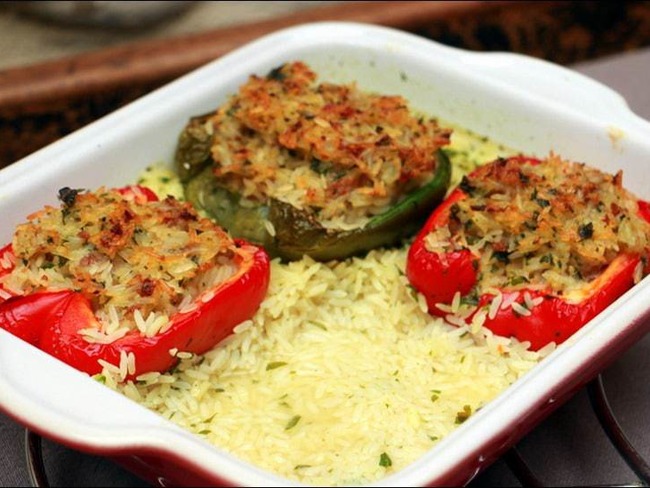 Poivrons farcis eu riz et porc haché - Recette par Happy papilles
