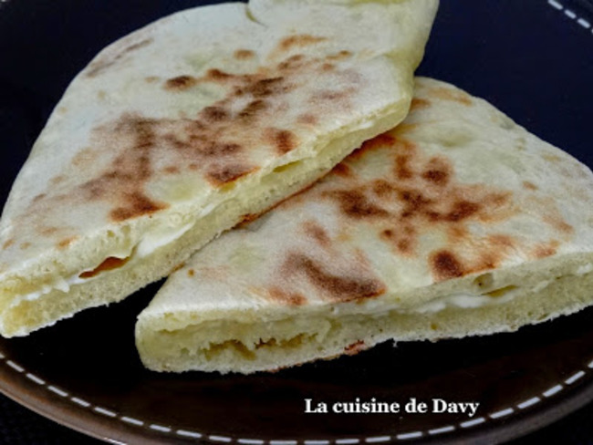 Naans au fromage - Recette par Davy