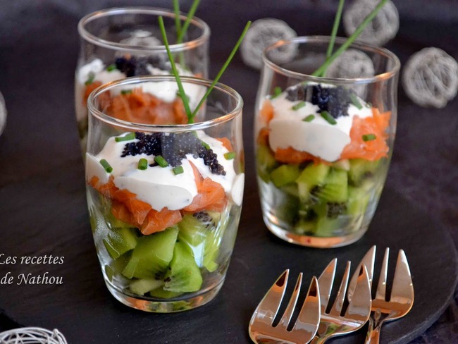Verrines Kiwis Et Saumon Fume Fromage Frais A La Ciboulette