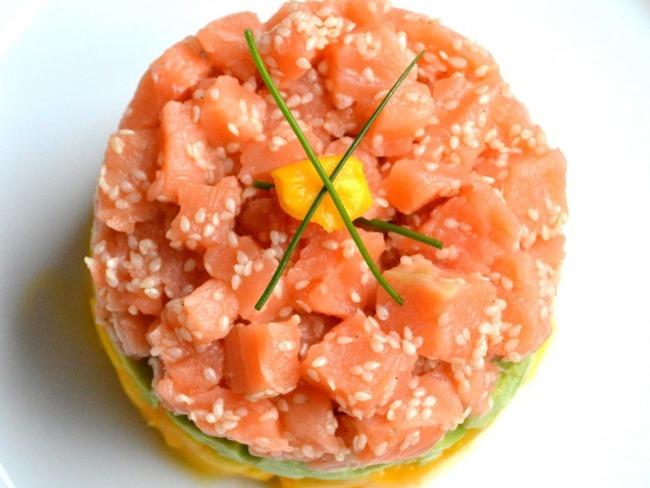 Tartare De Saumon Avocat Et Mangue Recette Par Del S Cooking Twist