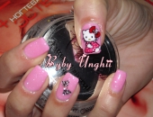 Modele unghii Hello Kitty