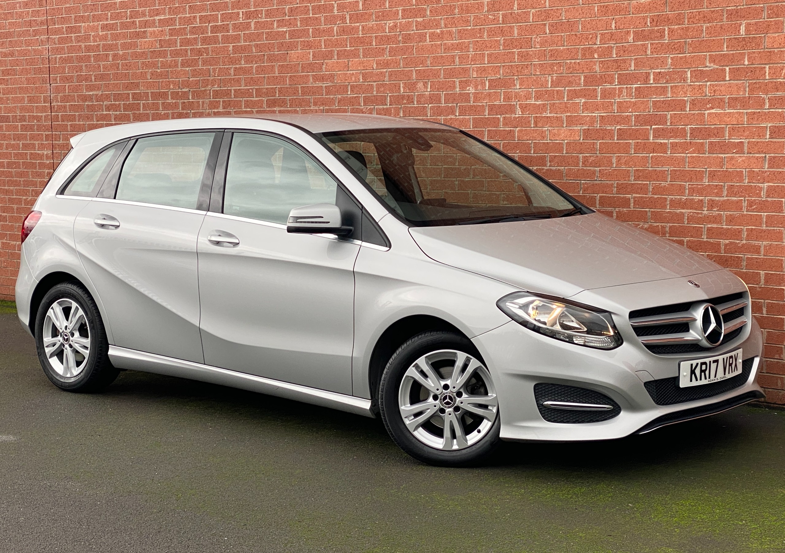 Mercedes-Benz B Class 1.5 B180d SE 7G-DCT 2017