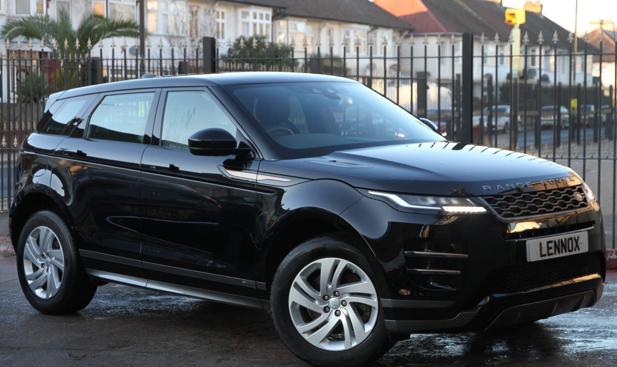 Land Rover Range Rover Evoque R-DYNAMIC S 5-Door 2020
