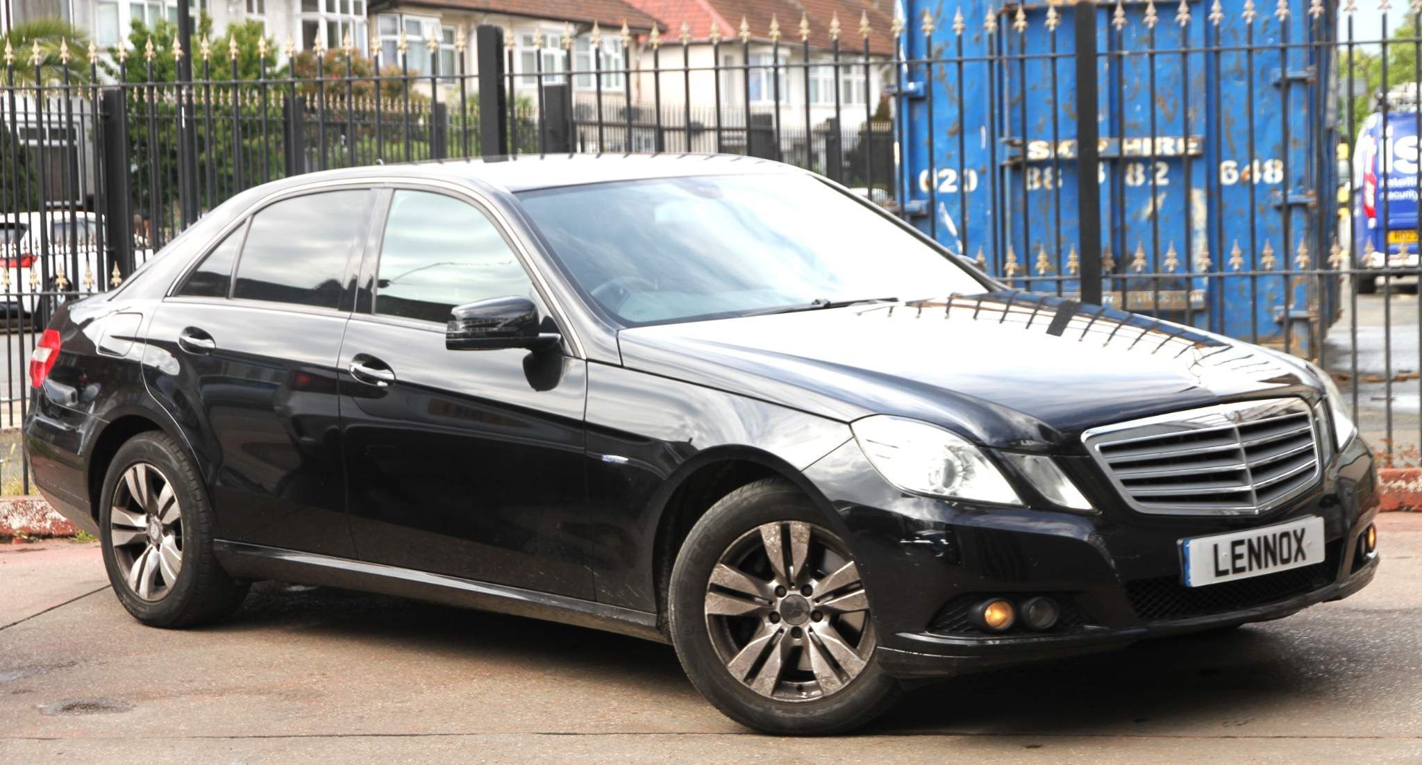 Mercedes-Benz E Class E250 CDI BLUEEFFICIENCY SE 4-Door 2011