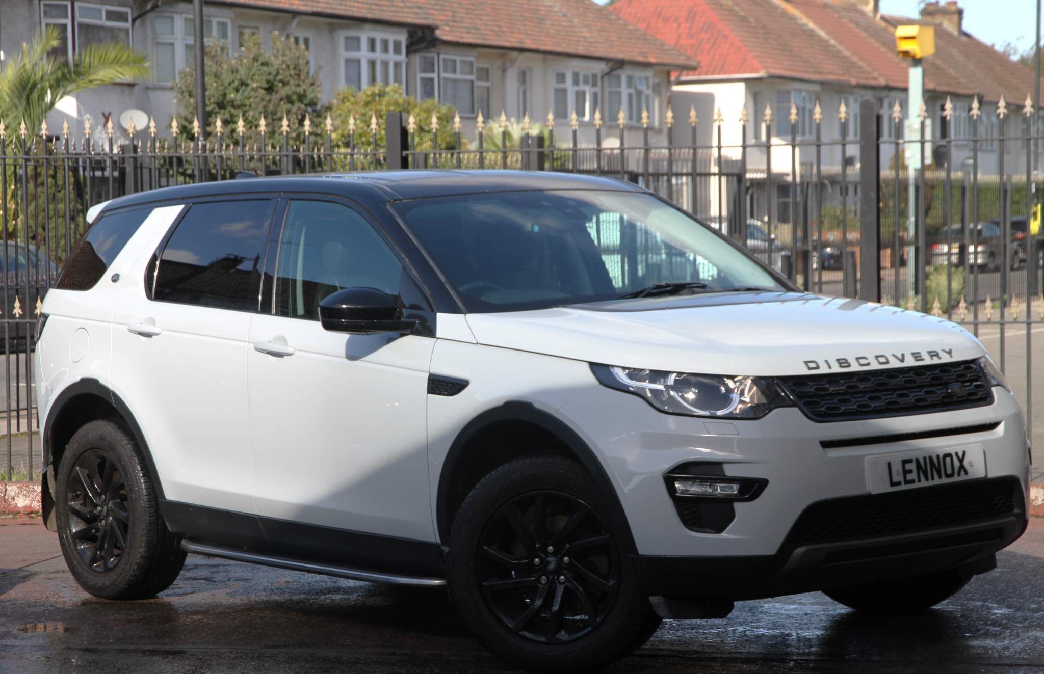 Land Rover Discovery Sport TD4 SE 5-Door 2017