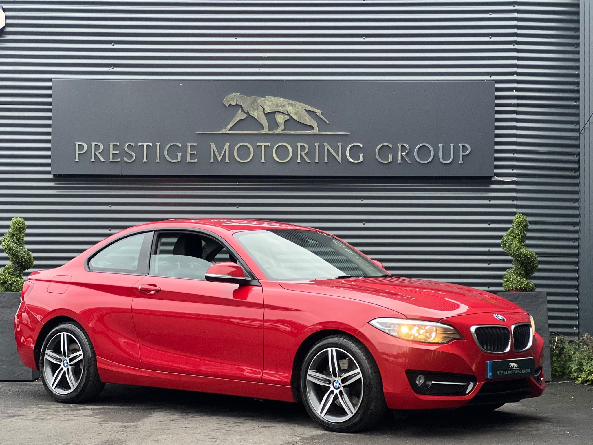 BMW 2 Series 220D SPORT 2-Door 2014