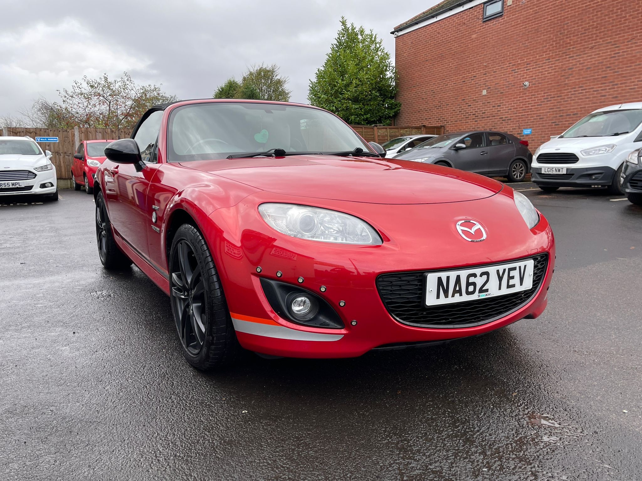 Mazda MX-5 I KURO EDITION 2-Door 2013