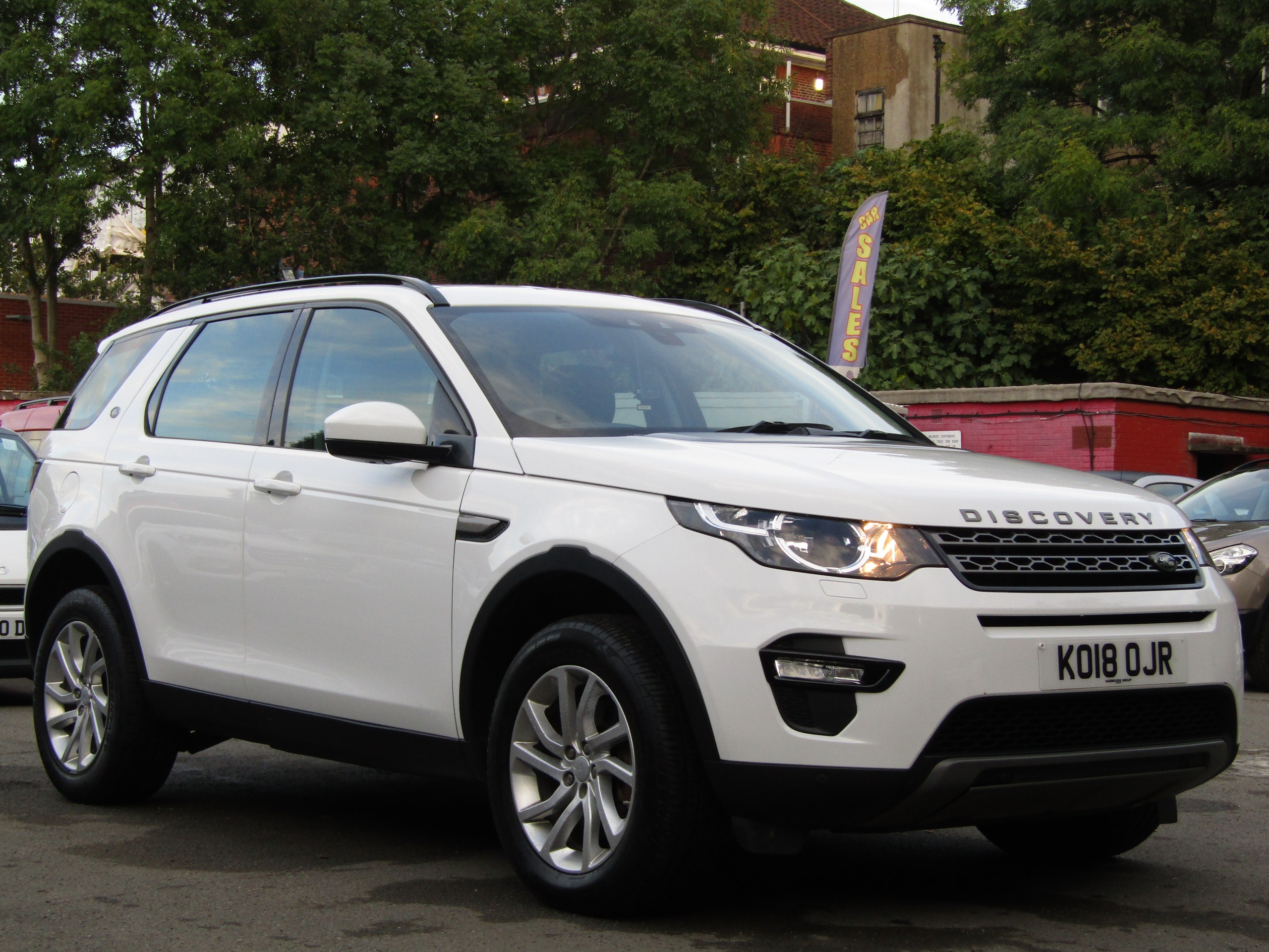 Land Rover Discovery Sport TD4 SE TECH 5-Door 2018