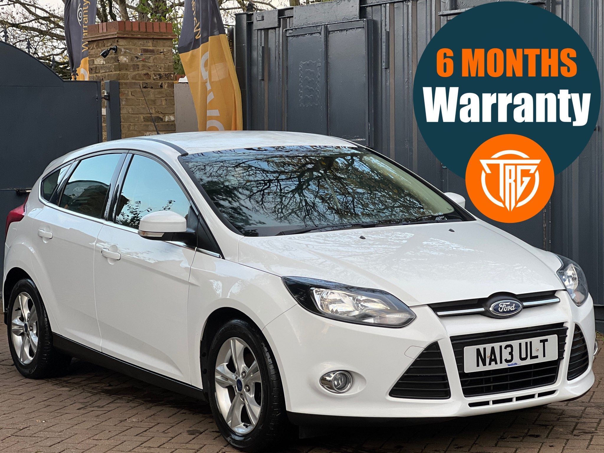 Ford Focus ZETEC 5-Door 2013