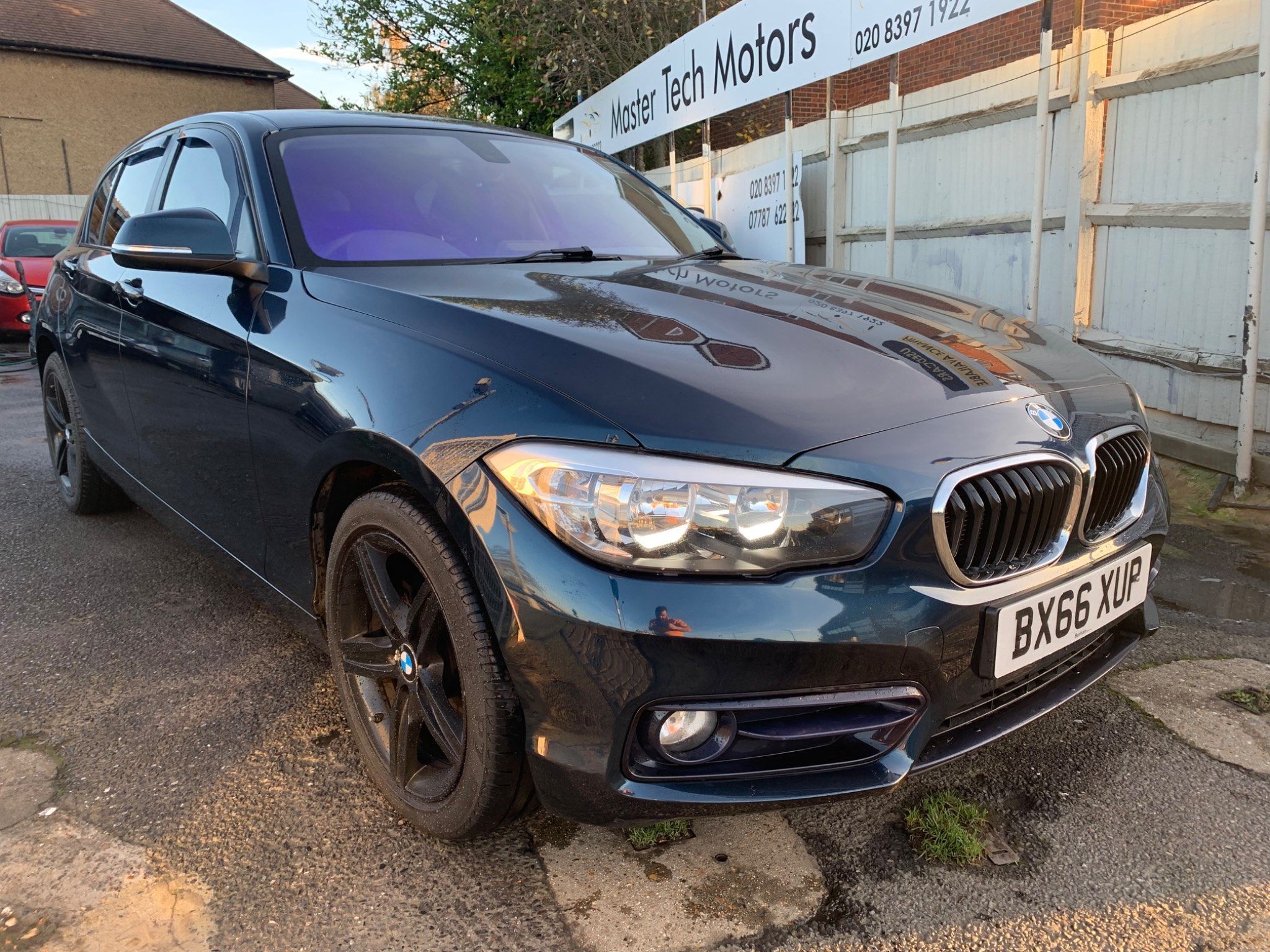 BMW 1 Series 116D SPORT 5-Door 2016