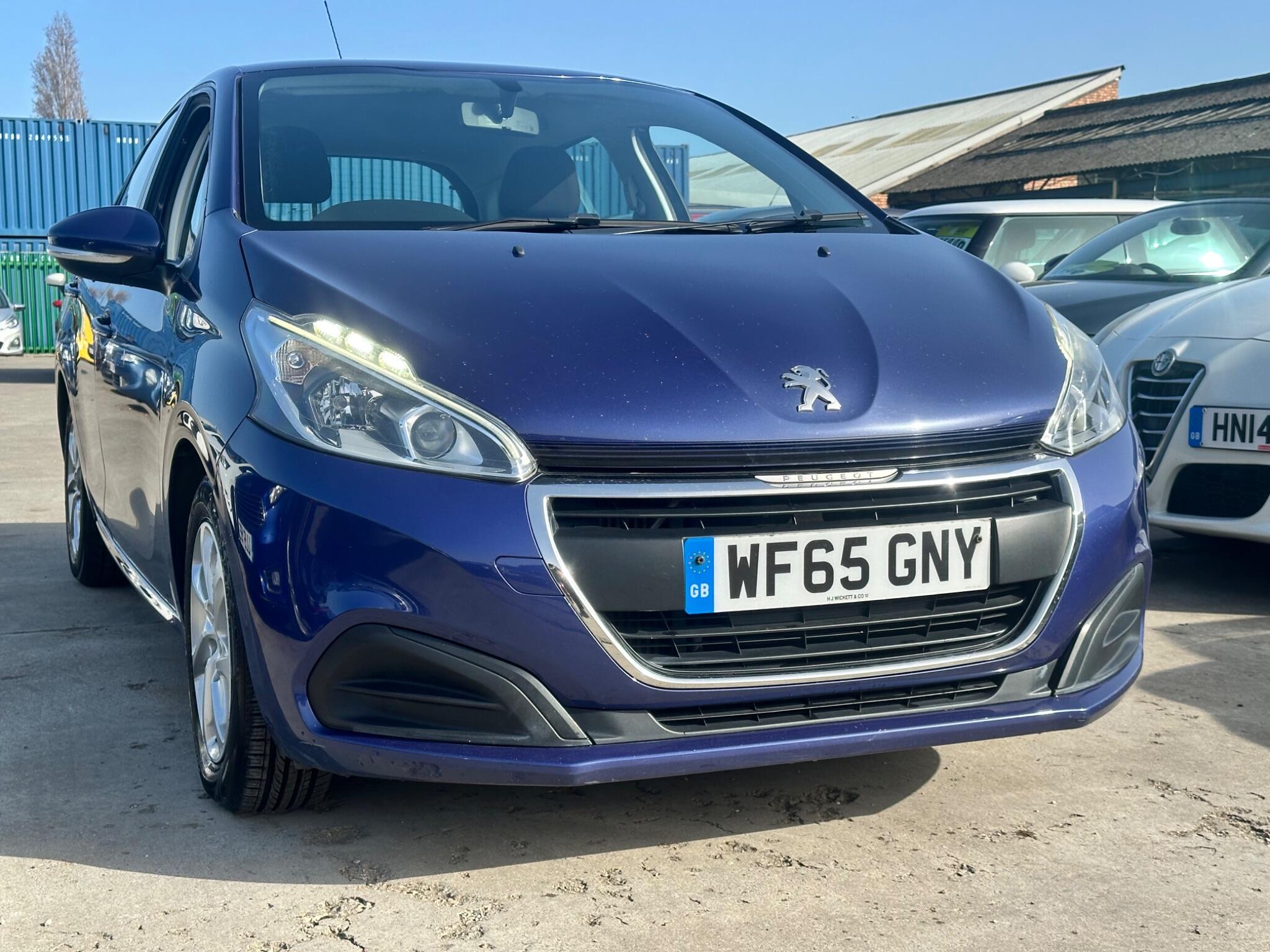Peugeot 208