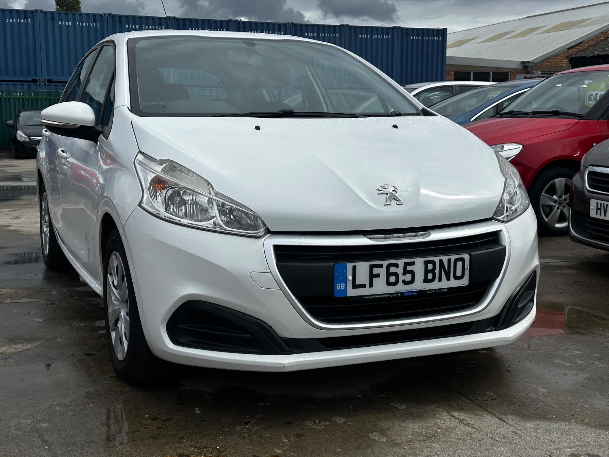 Peugeot 208
