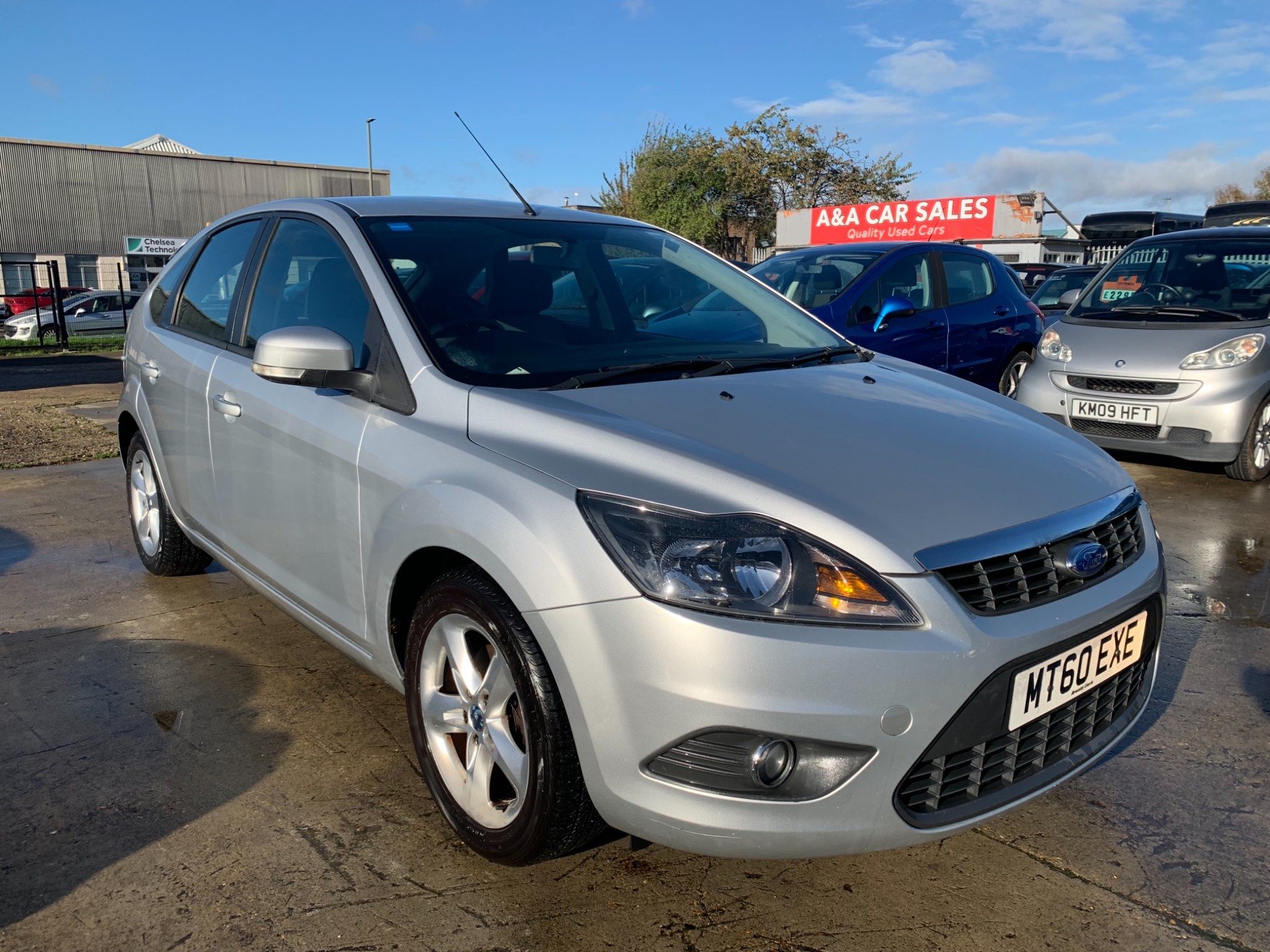 Ford Focus ZETEC 5-Door 2010