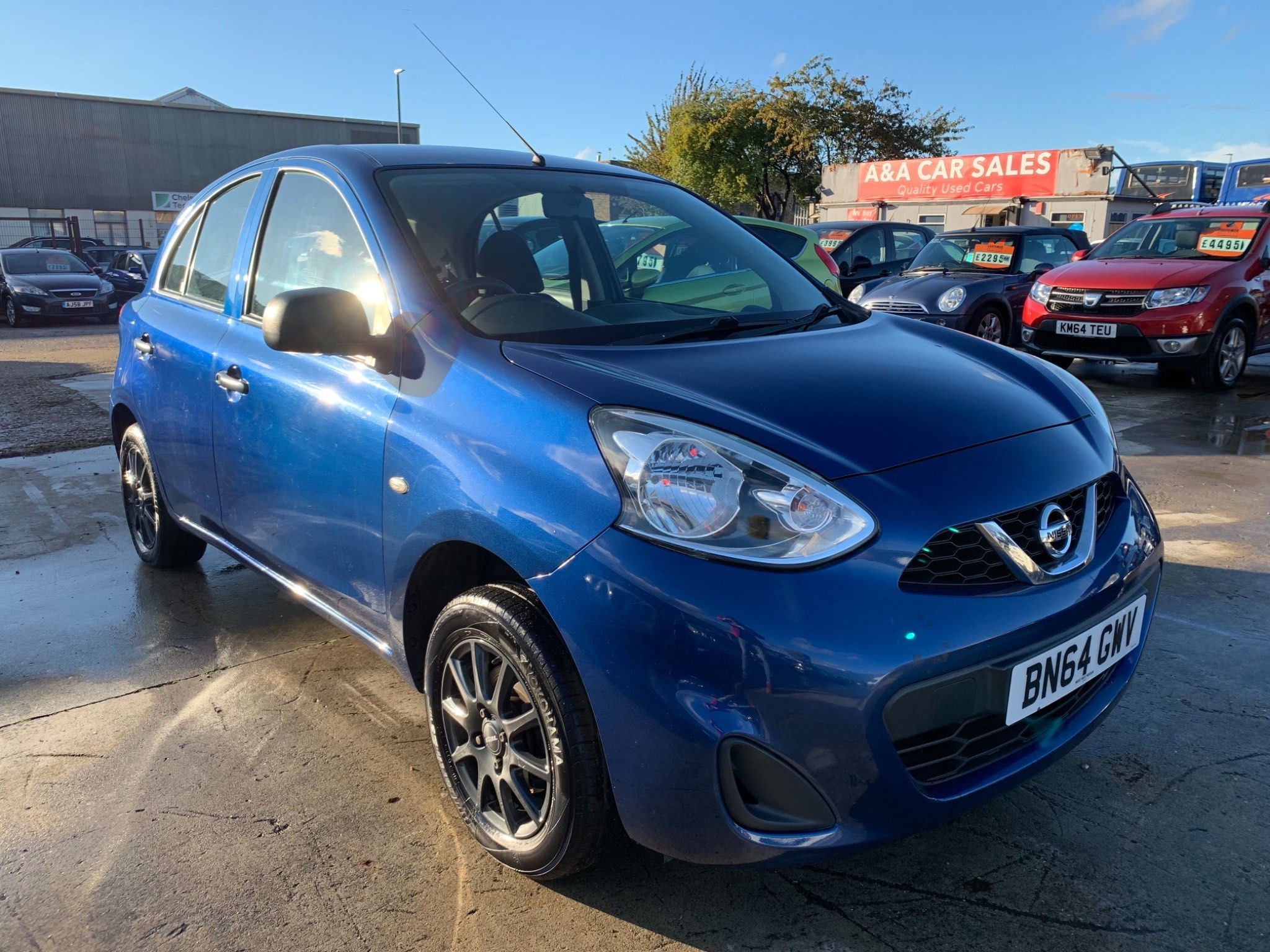 Nissan Micra VISIA 5-Door 2014