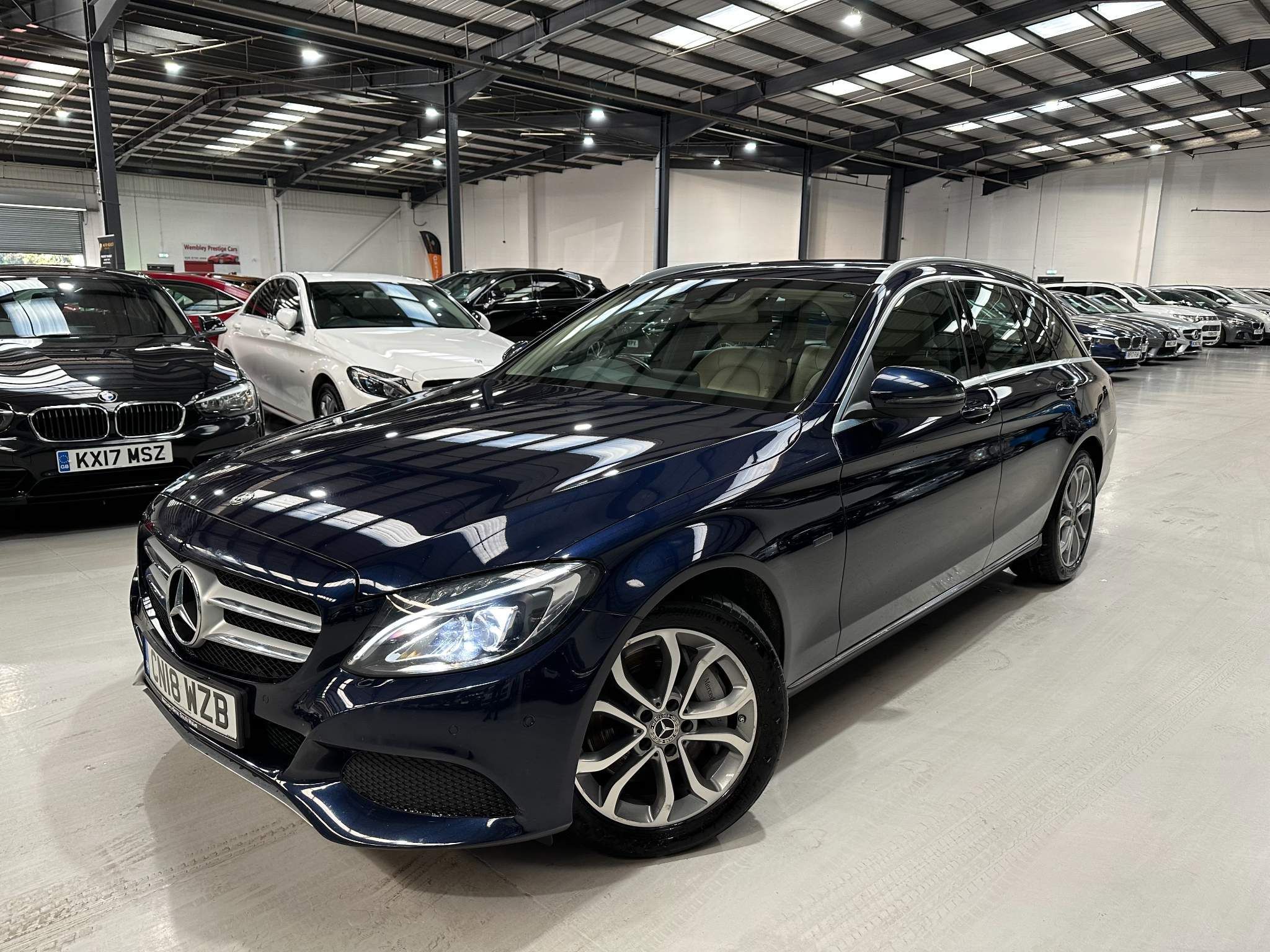 Mercedes-Benz C Class C350 E SPORT 5-Door 2018